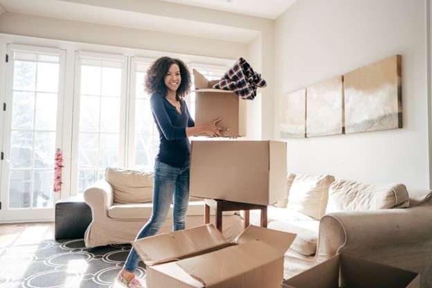 What Is the Cheapest Way to Move Furniture Across Canada?