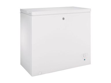 GE White 7.0 Cubic Foot Chest Freezer
